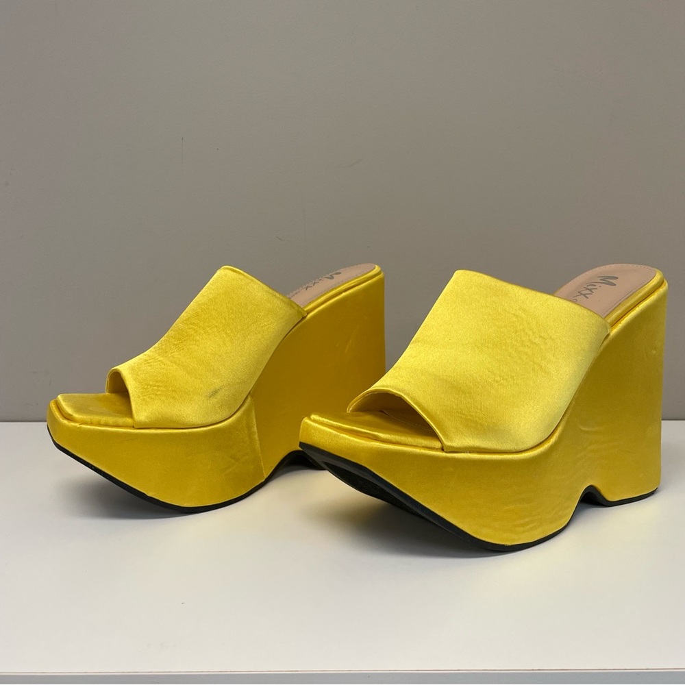 Yellow Wedge Mules